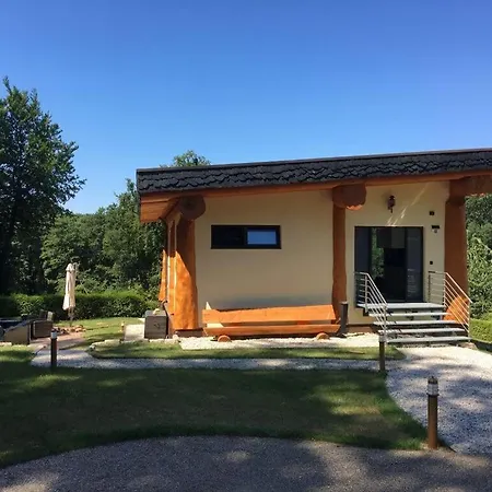 Canadian Log Comfortable Stuer