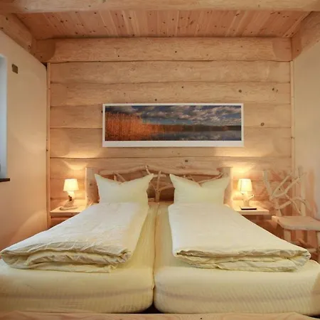 Canadian Log Comfortable *