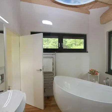 Canadian Log Comfortable Vakantiehuis *